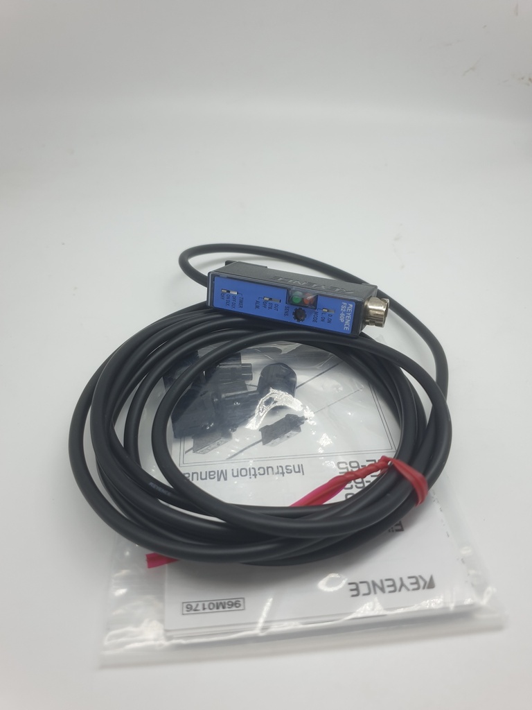 FS2-60P KEYENCE FIBER AMPLIFIER PHOTOELECTRIC SENSOR