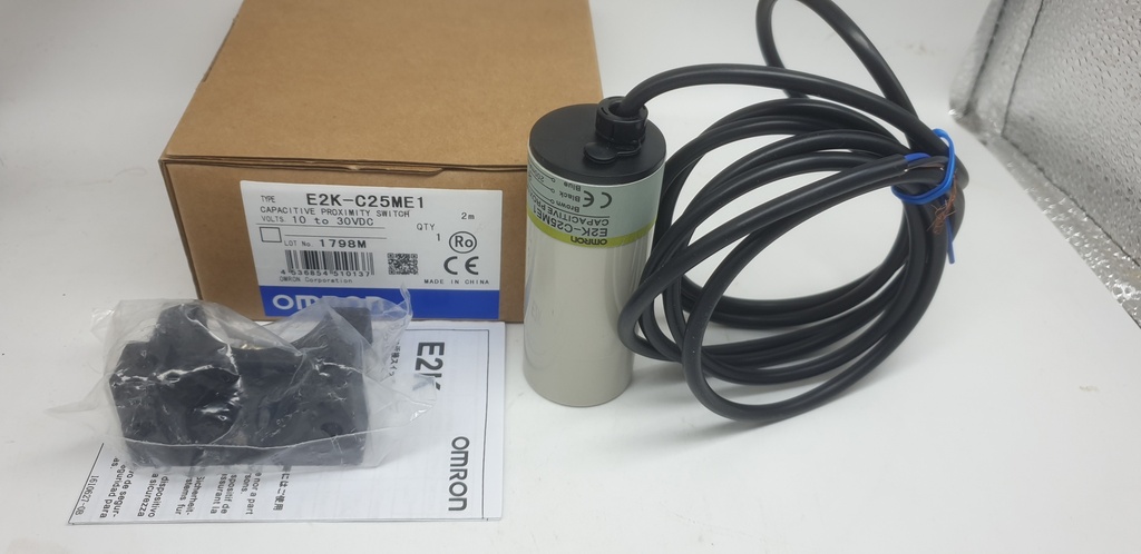 E2K-C25ME1  Omron capacitive proximity switch