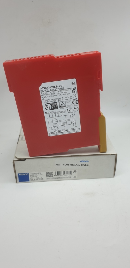 G9SE-201 Omron Safety Relay Unit.